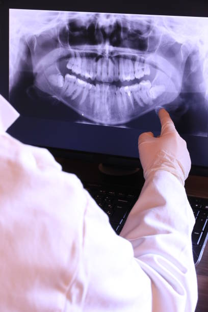 Best Weekend Emergency Dentist in Landmk, AR